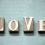 Maan en haar vriend: De liefde van de Nederlandse zangeres