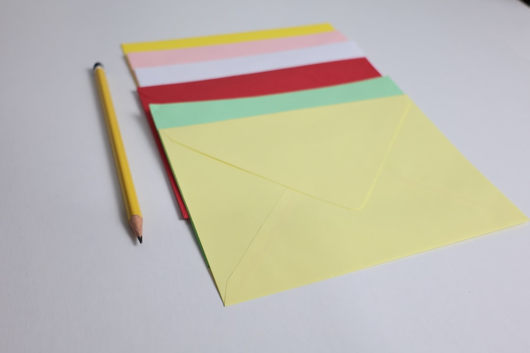 Stijlvolle envelop vouwen: zo maak je eenvoudig een eigen envelop