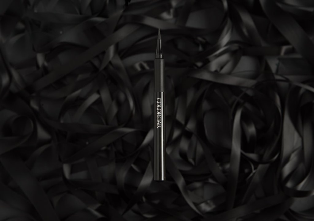 Mascara meenemen in het vliegtuig: dit moet je weten