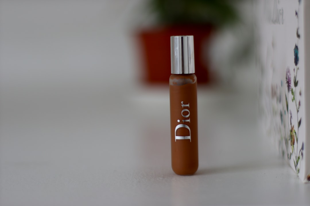 Waar op je gezicht breng je concealer aan voor het mooiste resultaat