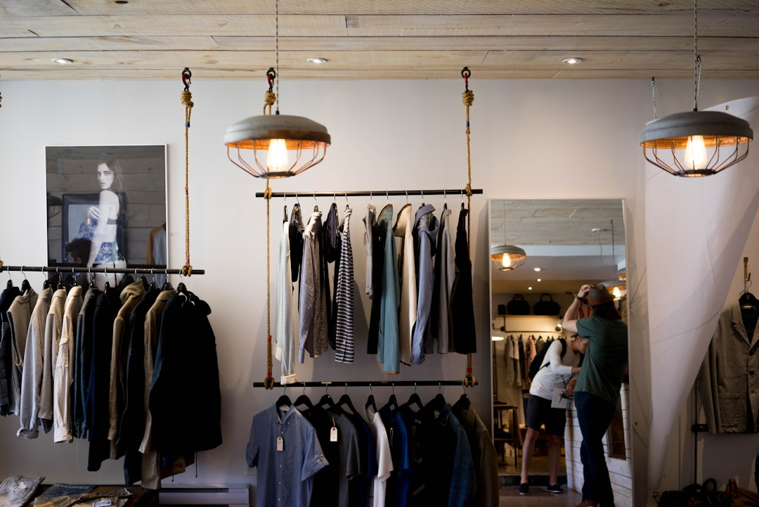 Mode door de jaren heen: hoe kleding ons vertelt wie we zijn