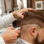 Korte kapsels voor mannen: de beste stijlen en hoe je kiest wat bij je past
