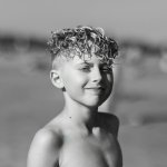 Jongens kapsel met krullen: de beste stijlen en tips