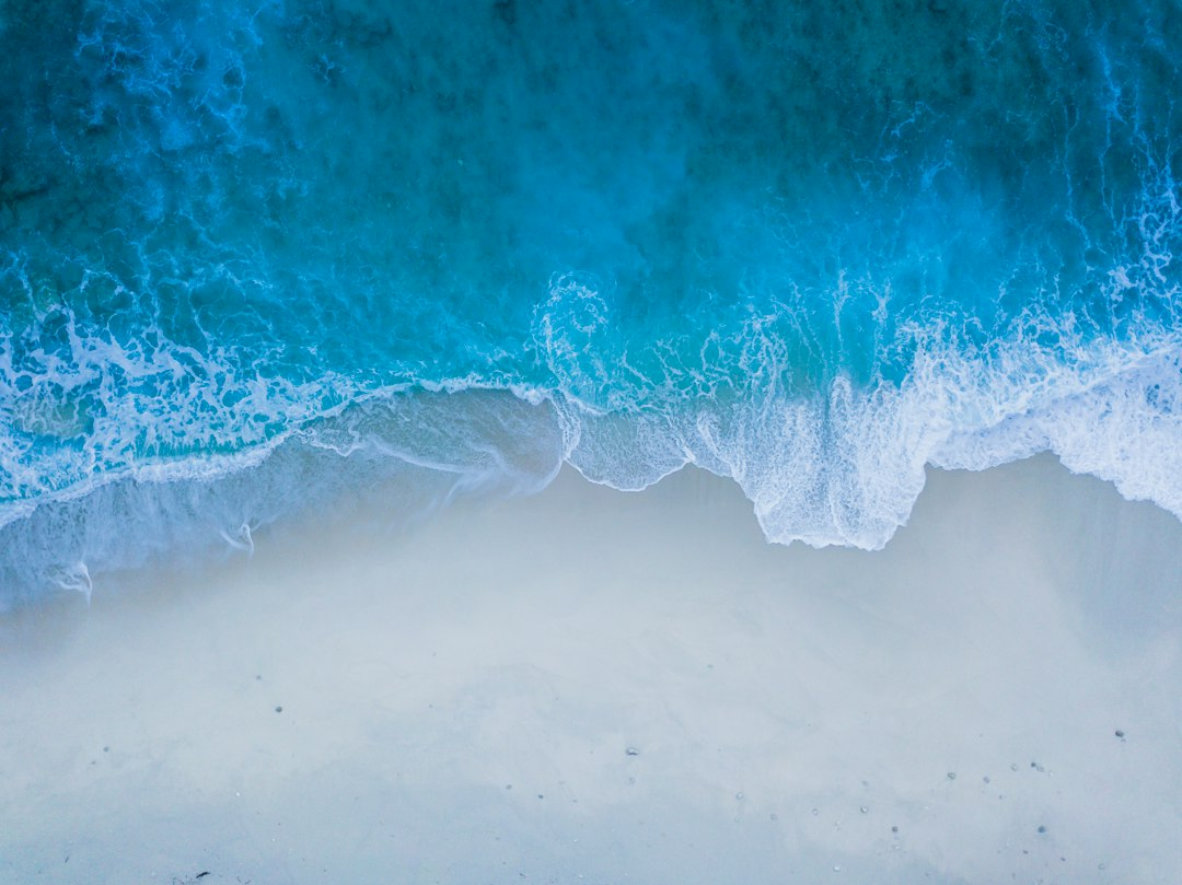 Beach waves voor kort haar: zo krijg je die relaxte golven
