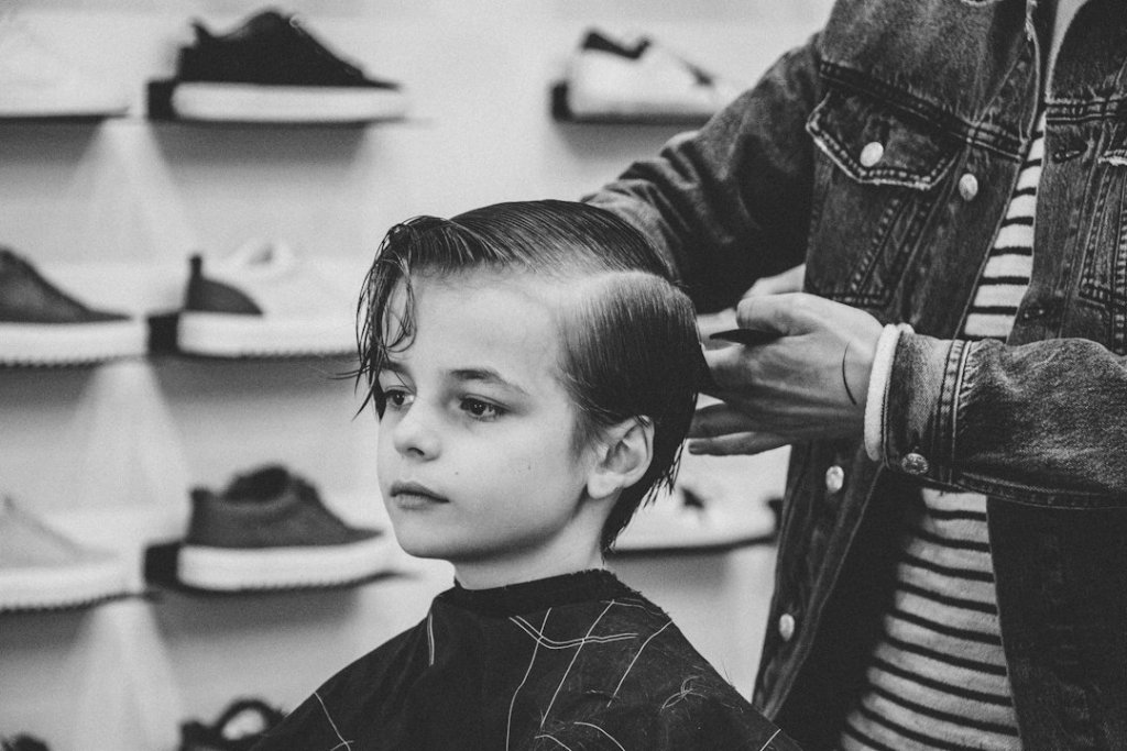 Jongens kapsels per leeftijd en haartype, plus wat het kost