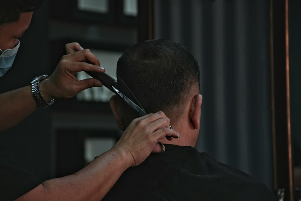 Kort haar mannen opgeschoren: stijlen, lengtes en wat bij jou past
